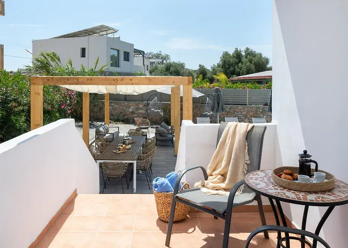 Villa Bella With Private Pool And Hot Tub